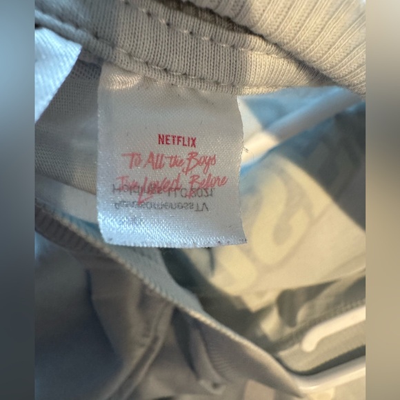 To All the Boys I’ve Loved Before x H&M. T-shirt - Picture 3 of 6